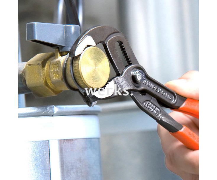 KNIPEX Cobra высокотехнологичные сантехнические клещи KN-8701300SB в блистере