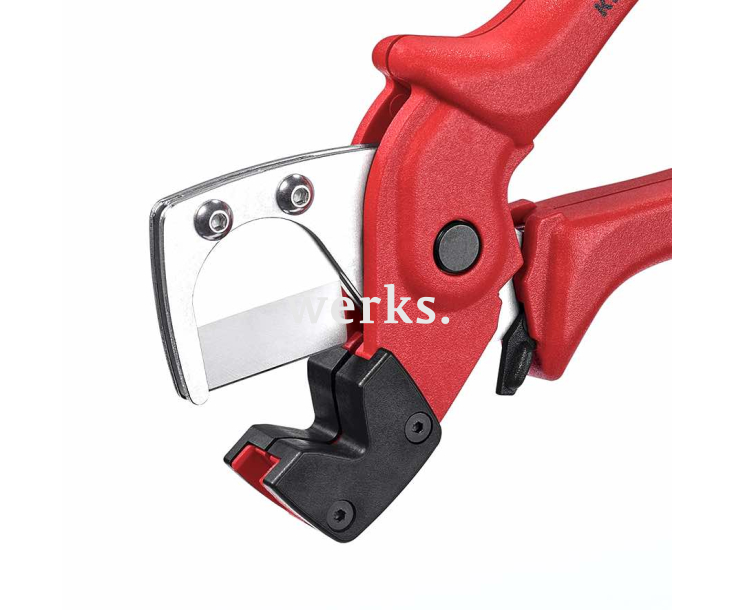 Труборез для многослойных и пневматических шлангов Knipex KN-9010185