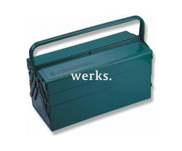 Ящик для инструментов трехполочный портативный 470*220*350 мм Jonnesway C-3DH2