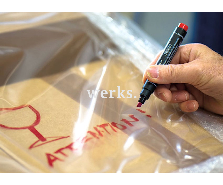 Маркер перманентный красный Dry-Safe Pica 520/40