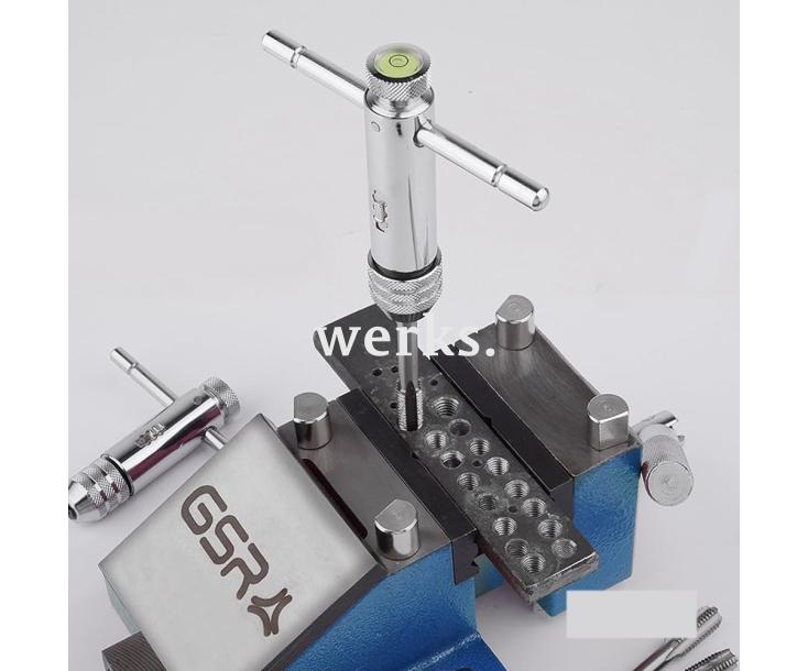 Вороток для метчиков с трещёткой Nr. 1 с уровнем Werks W.1224240