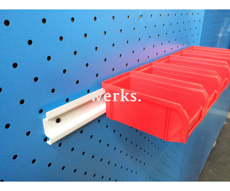 Органайзер настенный Стелла-техник V-1-650-красный , 6 ящиков V-1