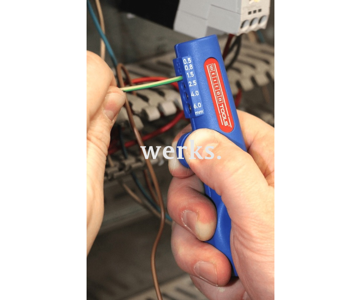 Стриппер QUADRO No. 16 для снятия изоляции с NYM-кабеля Weicon WCN52000016