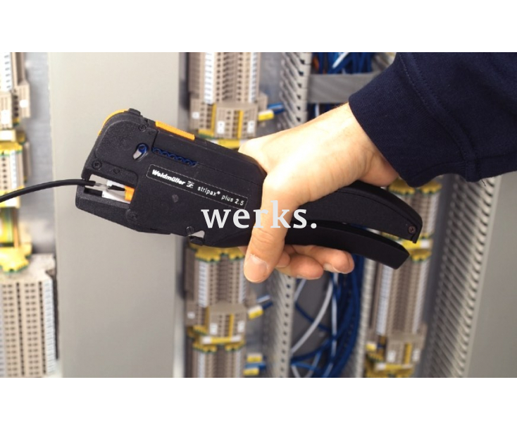 Универсальный инструмент STRIPAX PLUS 2.5 Weidmüller 9020000000