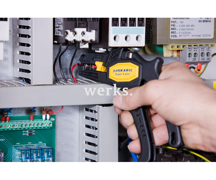 Клещи Super 4 plus для снятия изоляции с кабелей Jokari JK 20050