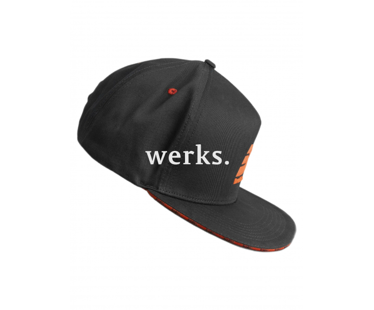 Бейсболка Brodeks KM131 красный