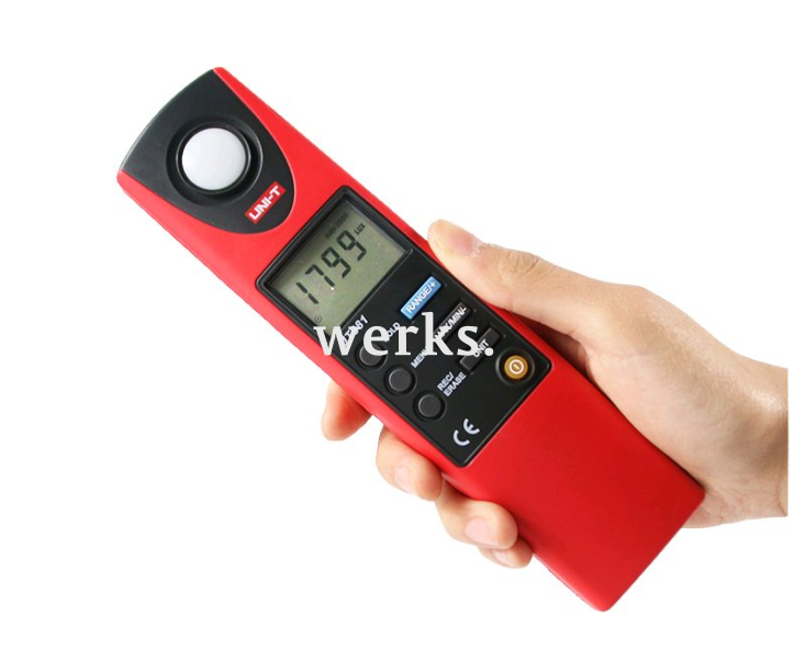 Люксметр цифровой UNI-T UT381