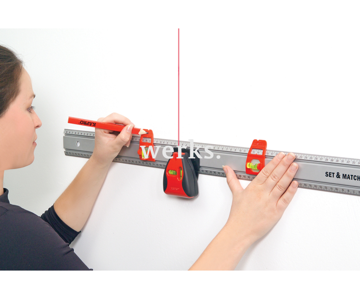 Линейка с лазерным разметчиком и уровнем 60 см Kapro 814-60