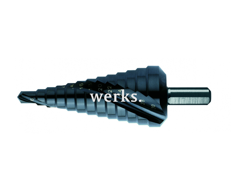 Сверло по металлу 13-ступенчатое Zira HSS TiAlN 6-30 х 130 мм ZI-500622 со спиральной канавкой