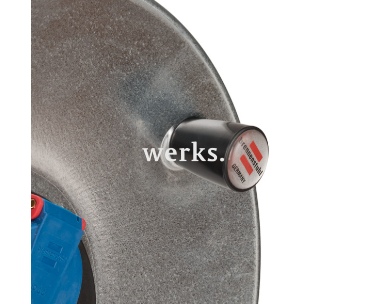 Удлинитель сетевой на катушке 50 м IP44 Brennenstuhl Garant S AT-N05V3V3-F 3G1,5 1198590