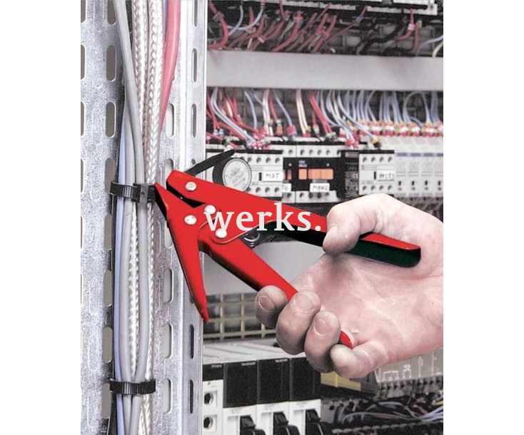 Клещи для пластиковых хомутов Facom 455B