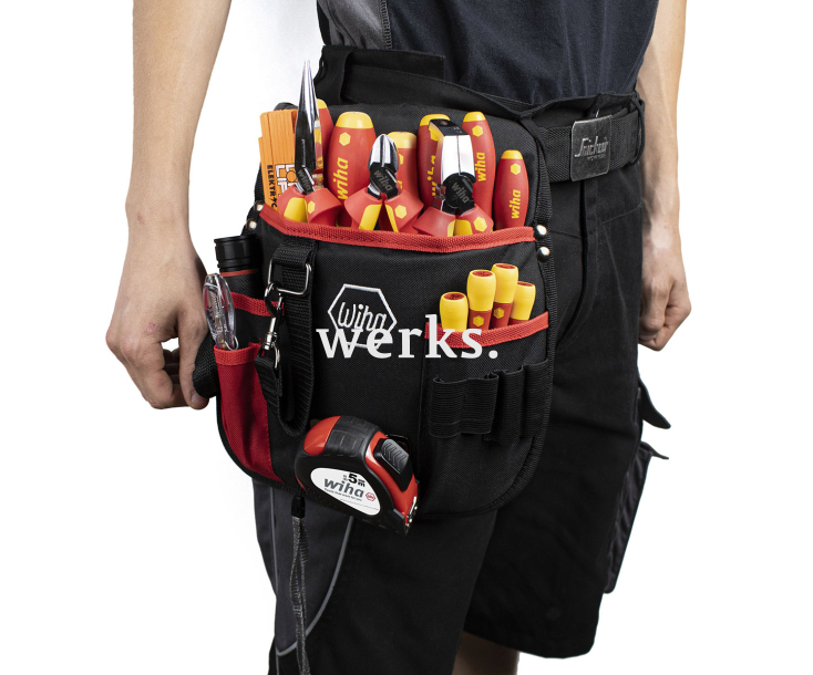 Набор инструментов для электрика в поясной сумке Wiha 44574 18 предметов