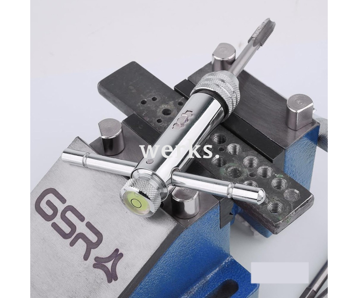 Вороток для метчиков с трещёткой Nr. 2 с уровнем Werks W.1224260