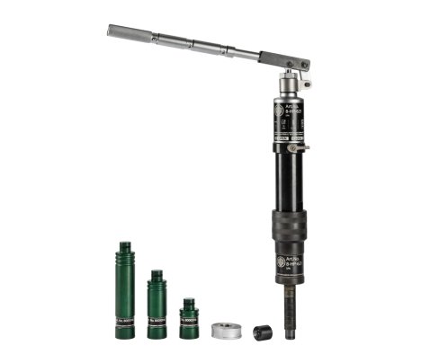 Гидравлический шпиндель с ручным рычагом, усилие натяжения до 12 т (размер резьбы) KUKKO 8-HP-633