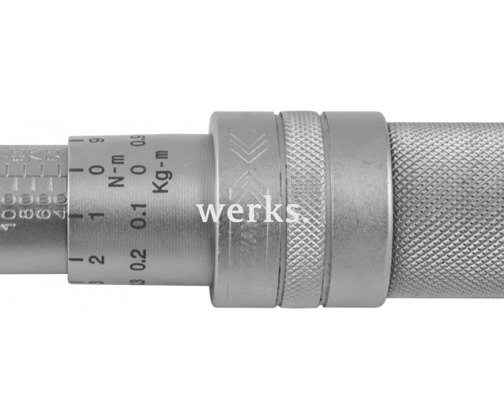 Ключ динамометрический 1/4"DR 5-25 Нм Jonnesway T04060