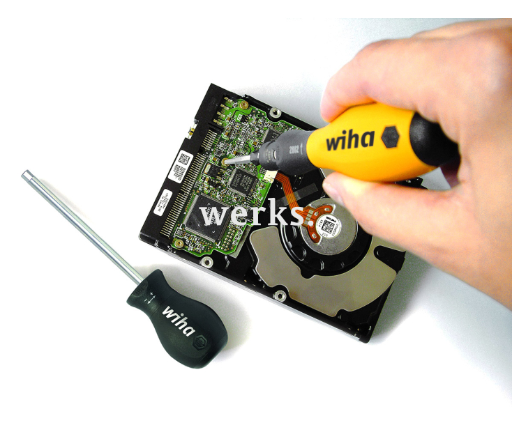 Набор бит с динамометрической отверткой Wiha TorqueVario-S ESD 2882 43898 14 предметов