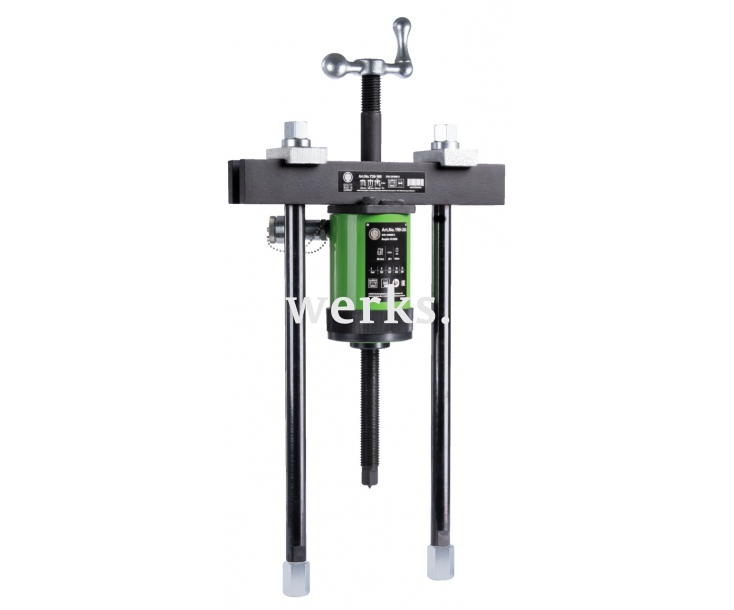 Съёмное приспособление с гидроцилиндром с полым поршнем  для привода от насоса KUKKO Y58-180