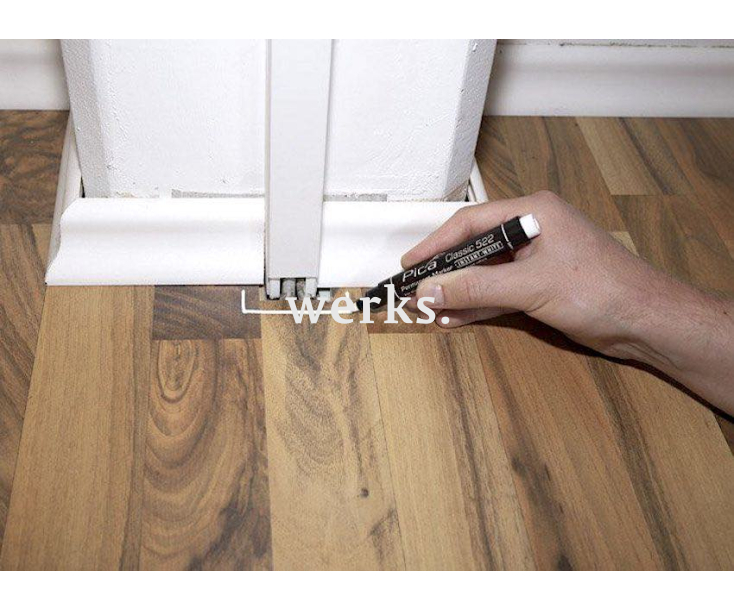 Маркер Classic INSTANT WHITE белый Pica 532/52