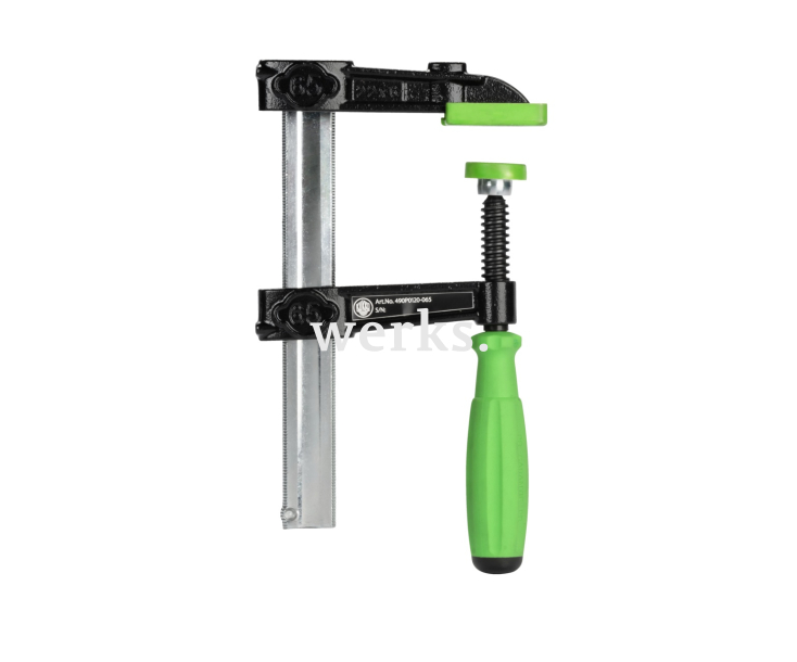 Струбцины винтовые из ковкого чугуна VIRIDIS с удобным захватом 3K 400 x 100 мм KUKKO 490P0400-100