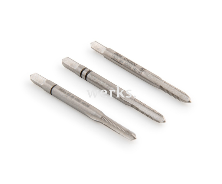 Ручные метчики набором DIN 352 HSSG M 3 Werks W.210260