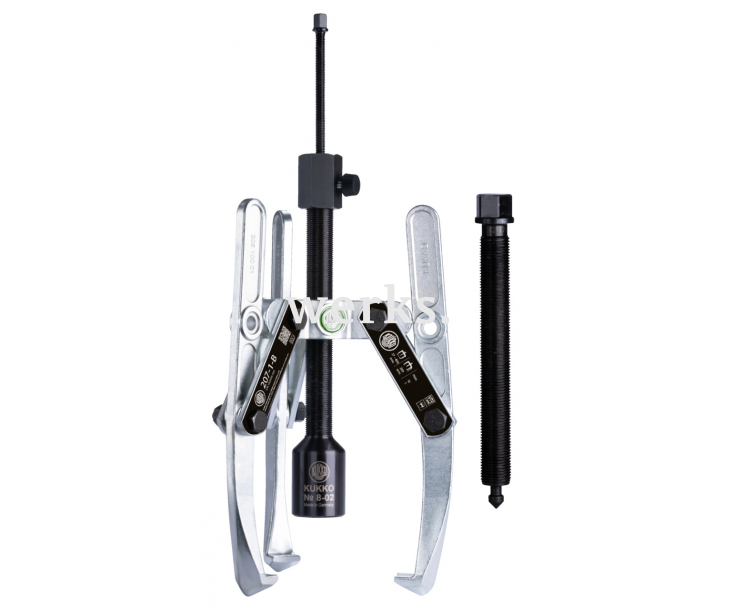 Универсальный трёхзахватный съёмник с регулировкой глубины фиксации,с длинным гидравлическим шпинделем и шарнирными захватами  (включая  механический шпиндель) KUKKO 207-1-B