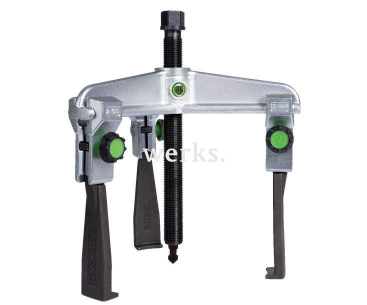 Универсальный трехзахватный съемник с узкими, быстрорегулируемыми захватами, диапазон зажима до 200 мм, глубина зажима 150 мм KUKKO 30-20xS