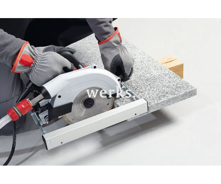 Алмазная дисковая пила по камню 1400 Вт CS 60 WET Flex 374016