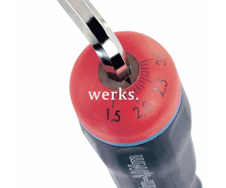 Набор с динамометр. отверткой 0.6-1.5 Нм и битами Felo SL PH PZ TORX TORX TR 14 предметов 10099116