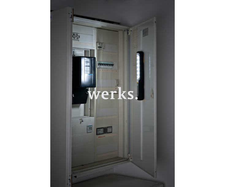 Фонарь аккумуляторный с динамо-машиной Brennenstuhl HL 300 AD 1178590100